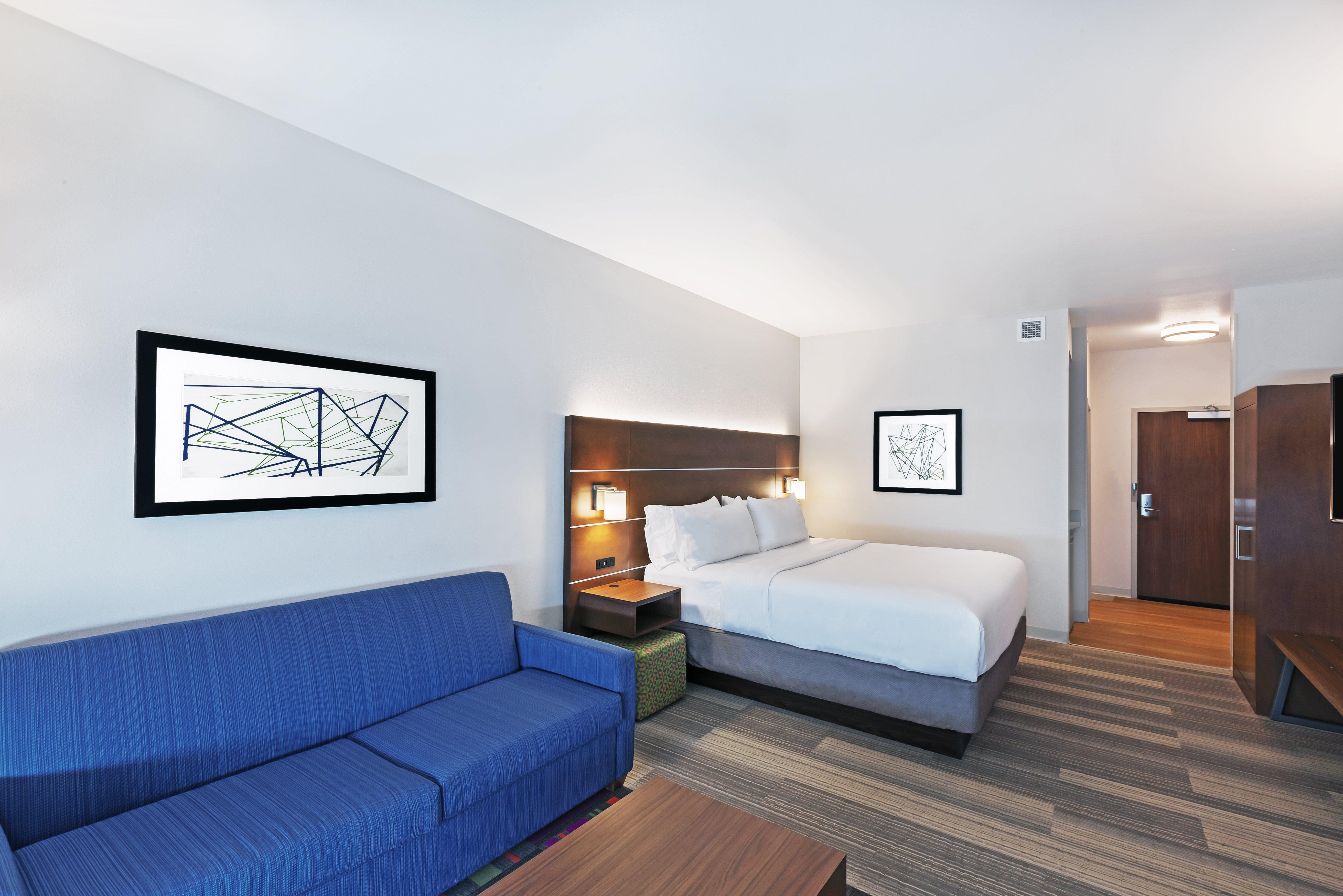 Holiday Inn Express And Suites Chanute By Ihg Bagian luar foto