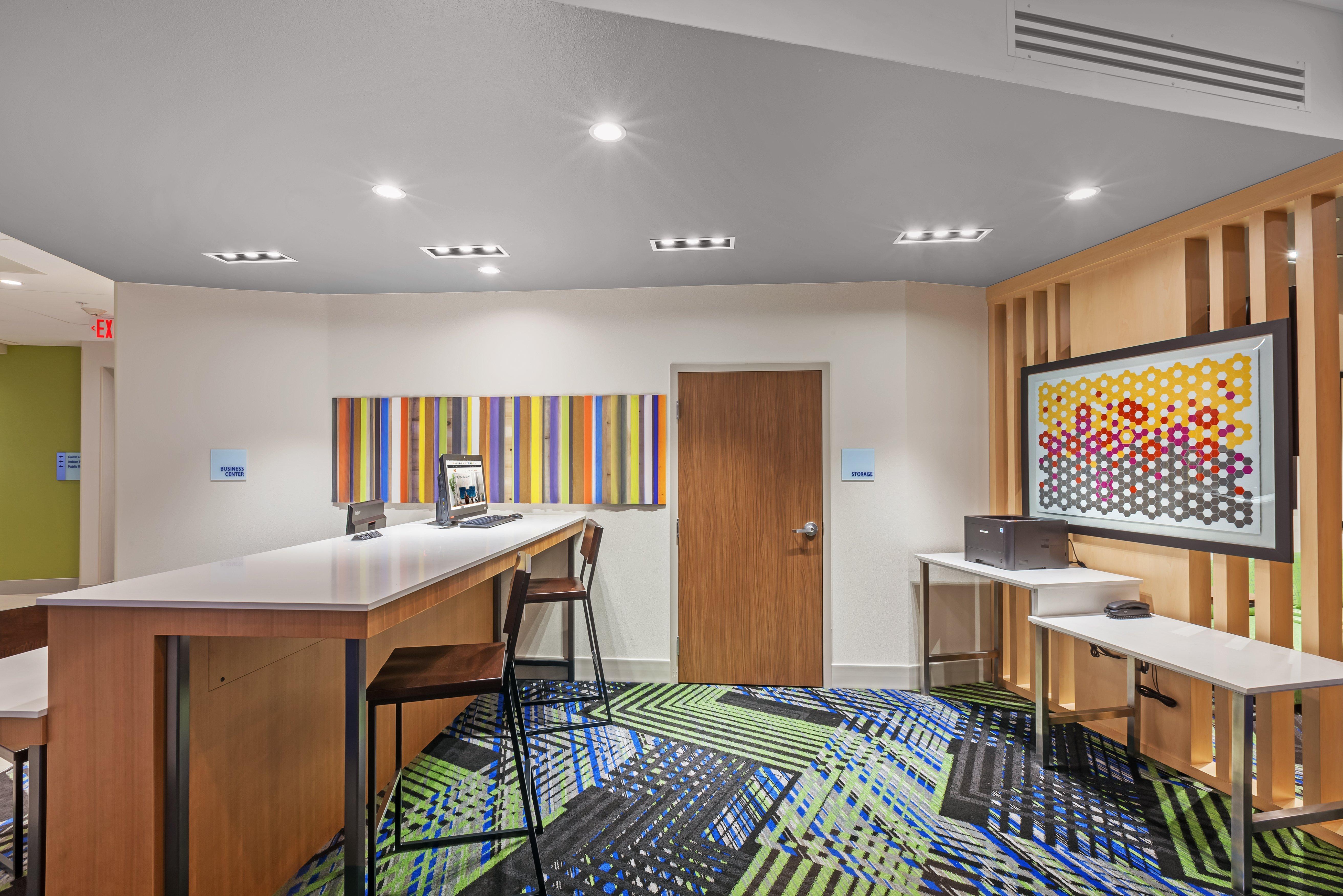 Holiday Inn Express And Suites Chanute By Ihg Bagian luar foto
