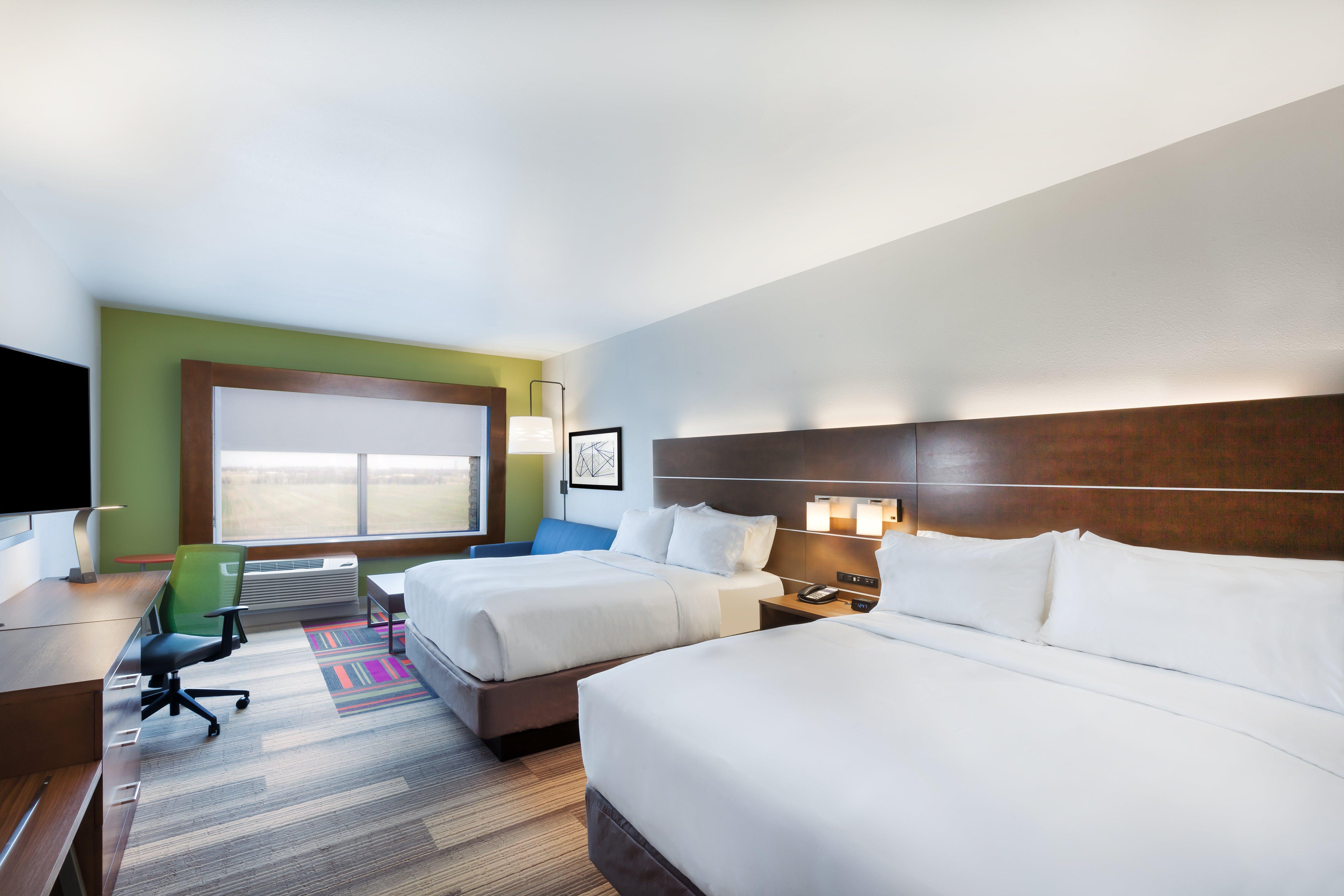 Holiday Inn Express And Suites Chanute By Ihg Bagian luar foto