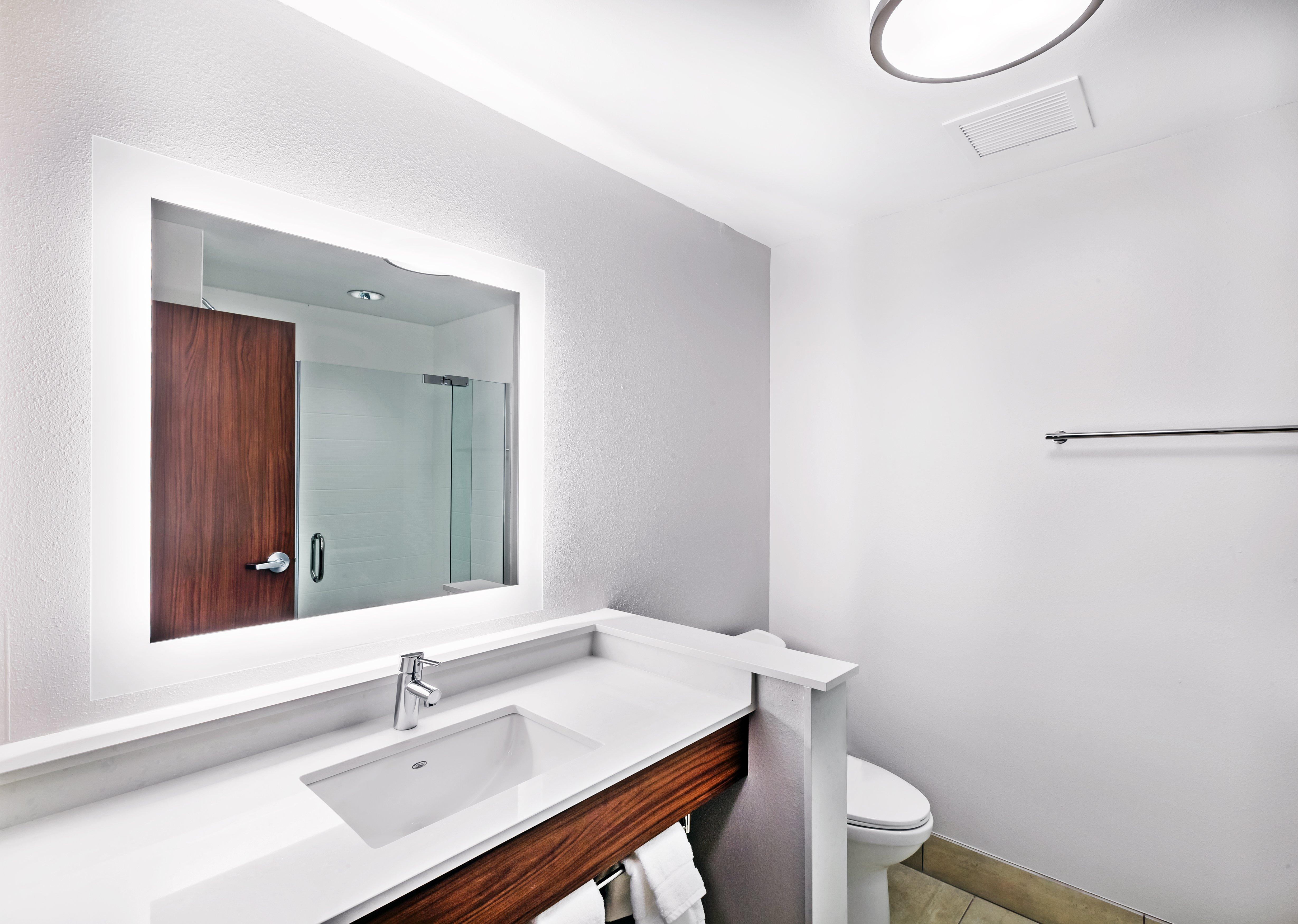 Holiday Inn Express And Suites Chanute By Ihg Bagian luar foto