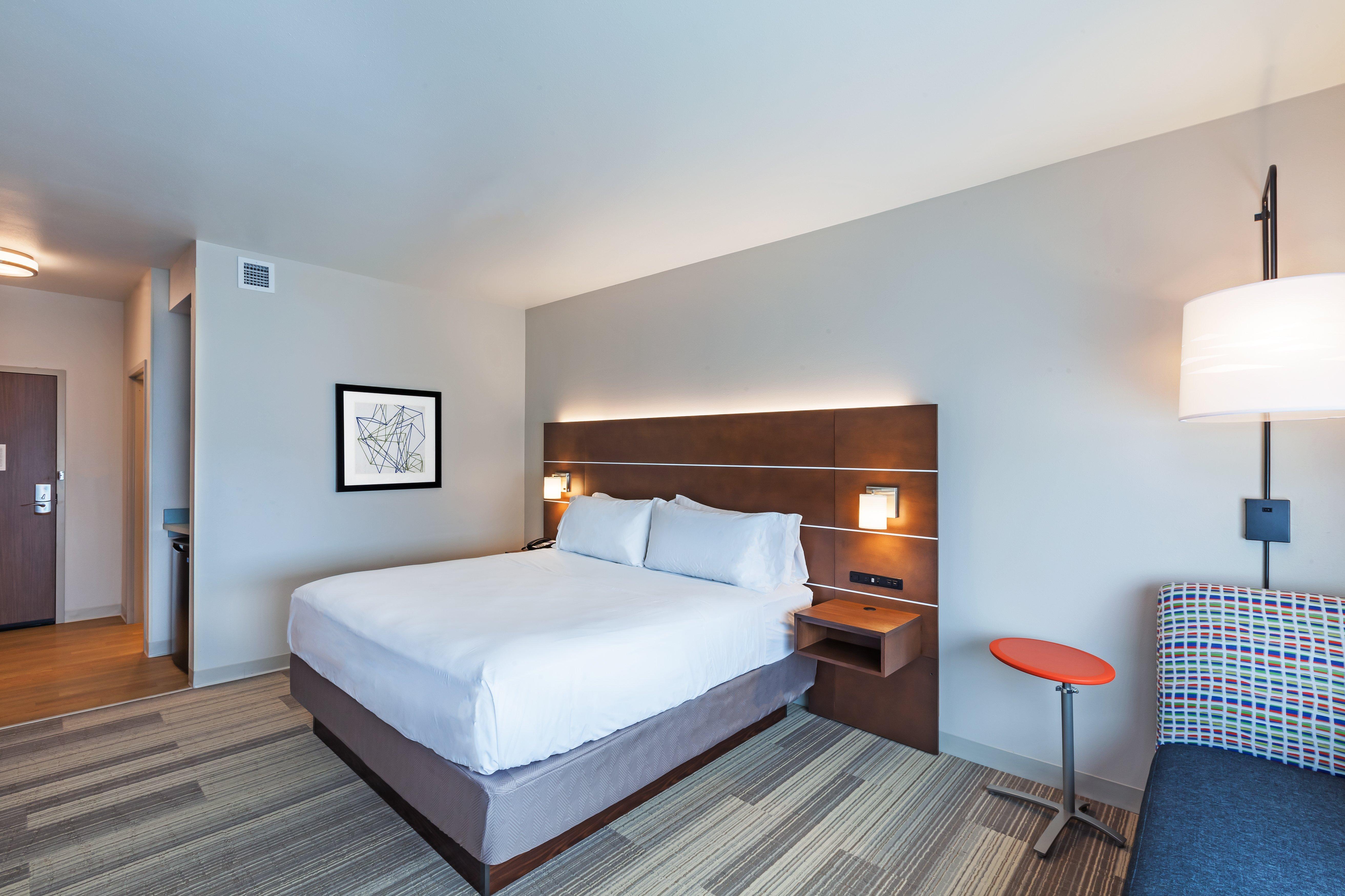 Holiday Inn Express And Suites Chanute By Ihg Bagian luar foto