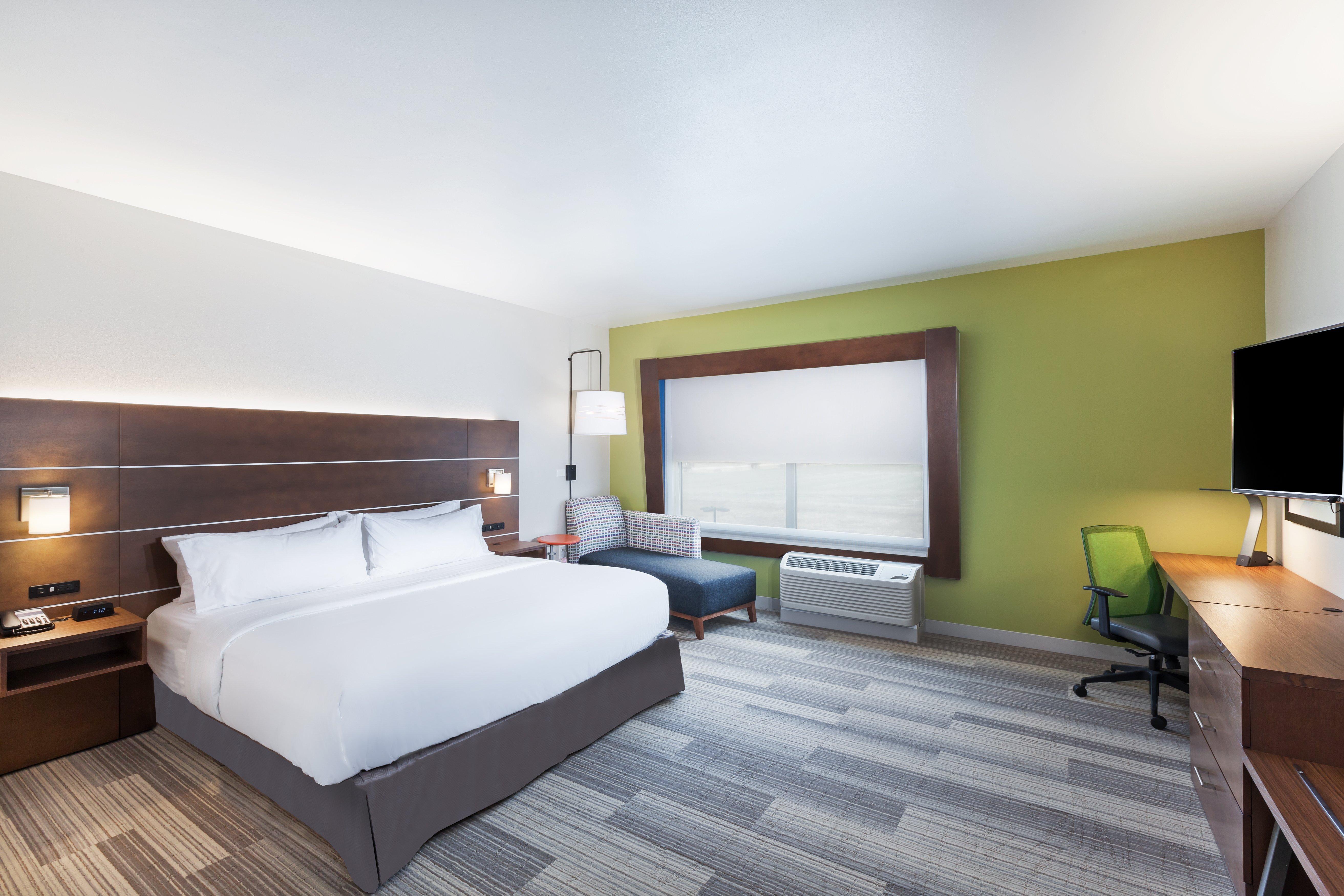 Holiday Inn Express And Suites Chanute By Ihg Bagian luar foto