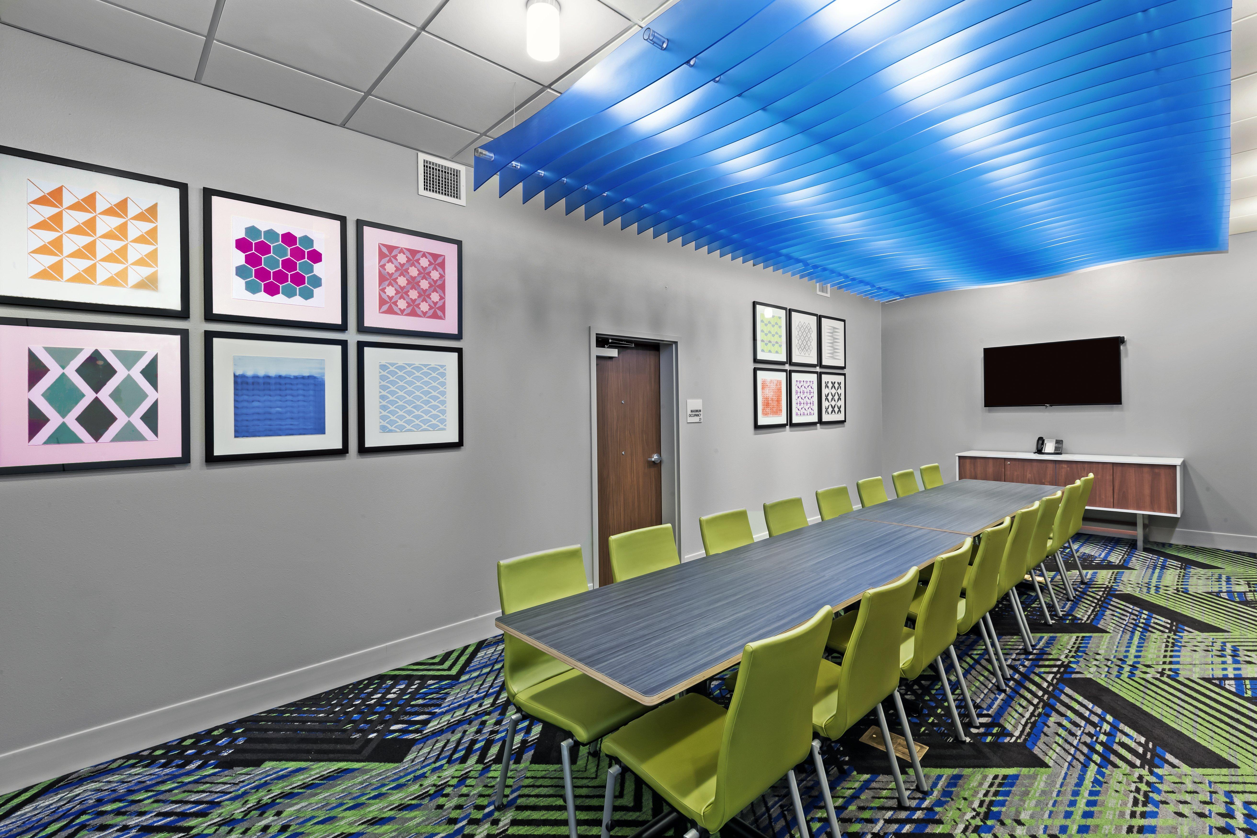 Holiday Inn Express And Suites Chanute By Ihg Bagian luar foto